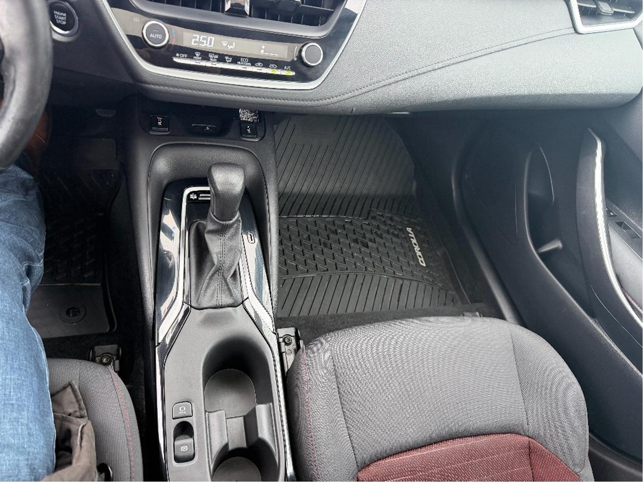 2023 Toyota Corolla SE | One Owner | Clean CARFAX Photo