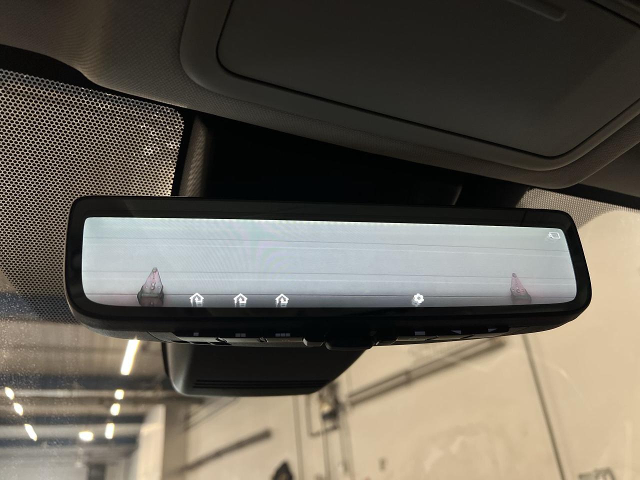 2023 Toyota RAV4 LIMITED AWD | COOLED LEATHER | SUNROOF | 360 CAM Photo