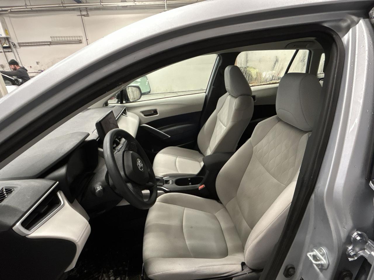 2024 Toyota Corolla Cross AWD | JUST LANDED!! Photo