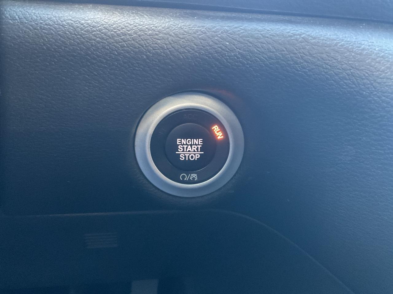 2019 Chrysler Pacifica "S" STYLE PKG / ADV SAFETY / NAV / DVD / SUNROOF Photo