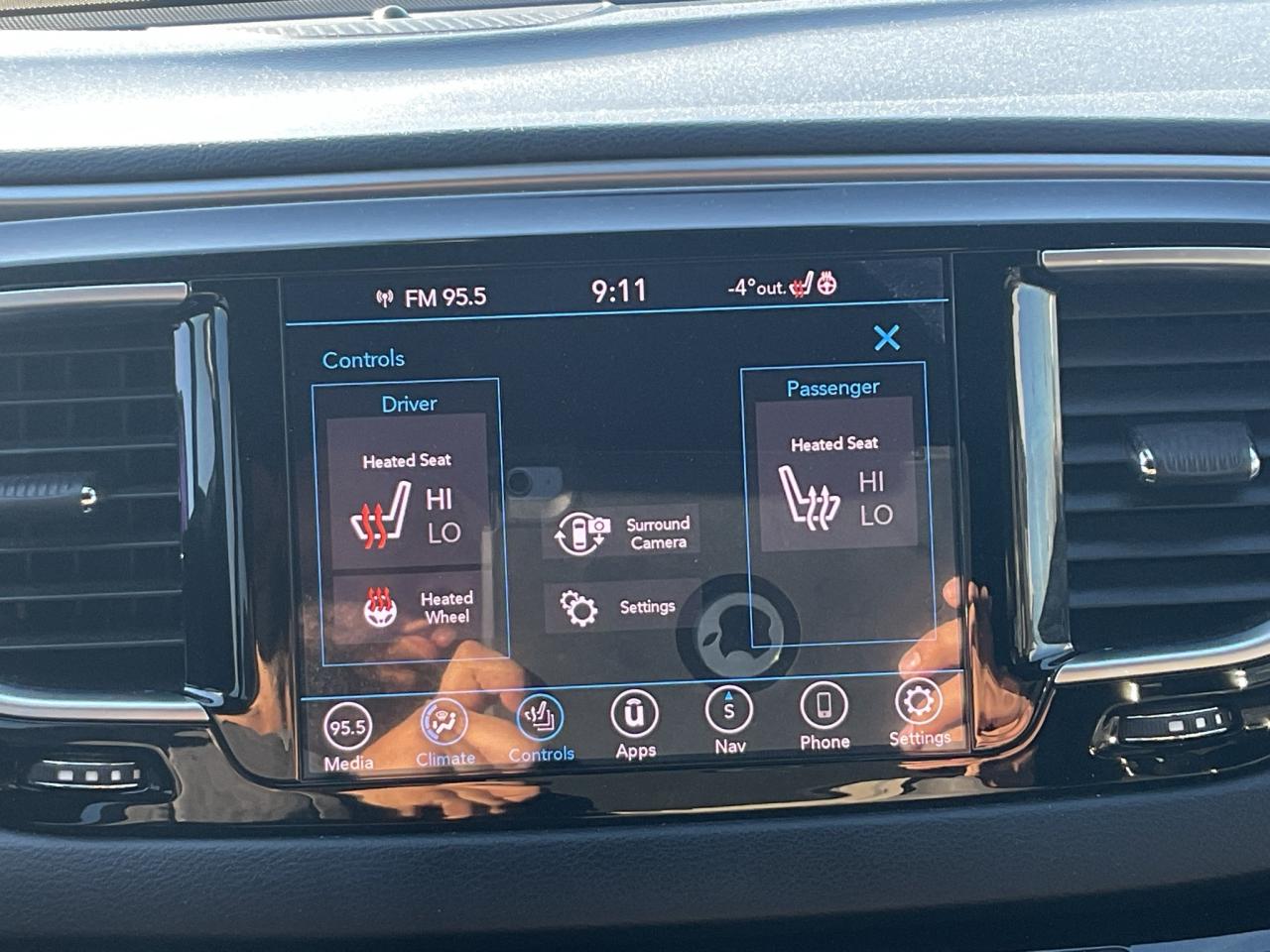 2019 Chrysler Pacifica "S" STYLE PKG / ADV SAFETY / NAV / DVD / SUNROOF Photo