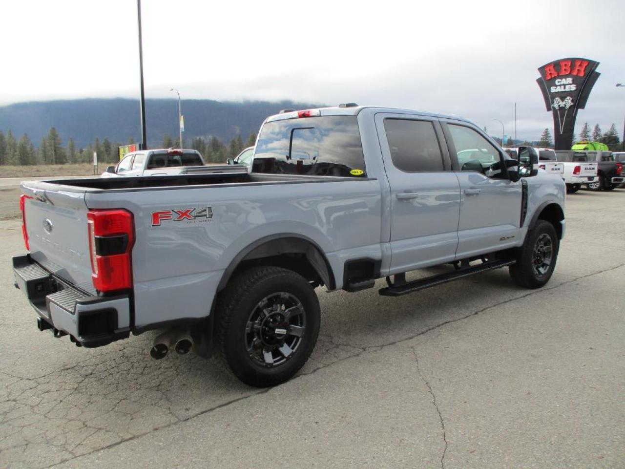 2024 Ford F-250 Lariat Crew Cab 4WD - Photo #7