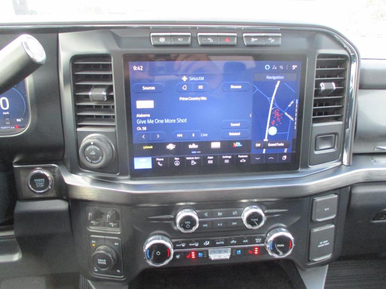 2024 Ford F-250 Lariat Crew Cab 4WD - Photo #23