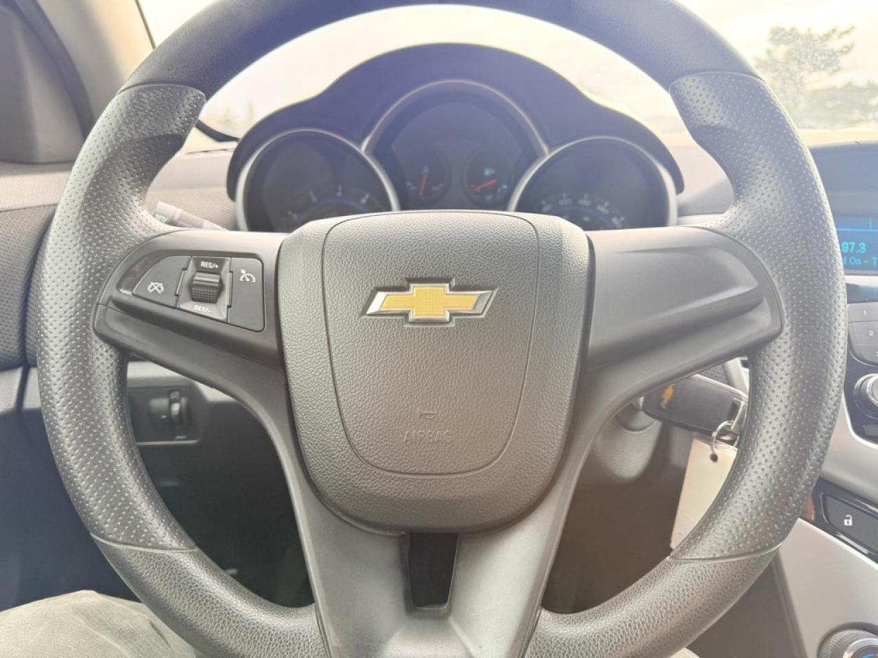 2012 Chevrolet Cruze 4dr Sedan Eco w/1SA Photo