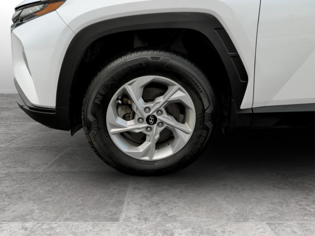 2022 Hyundai Tucson Preferred w/Trend Pkg  **PANO ROOF** Photo