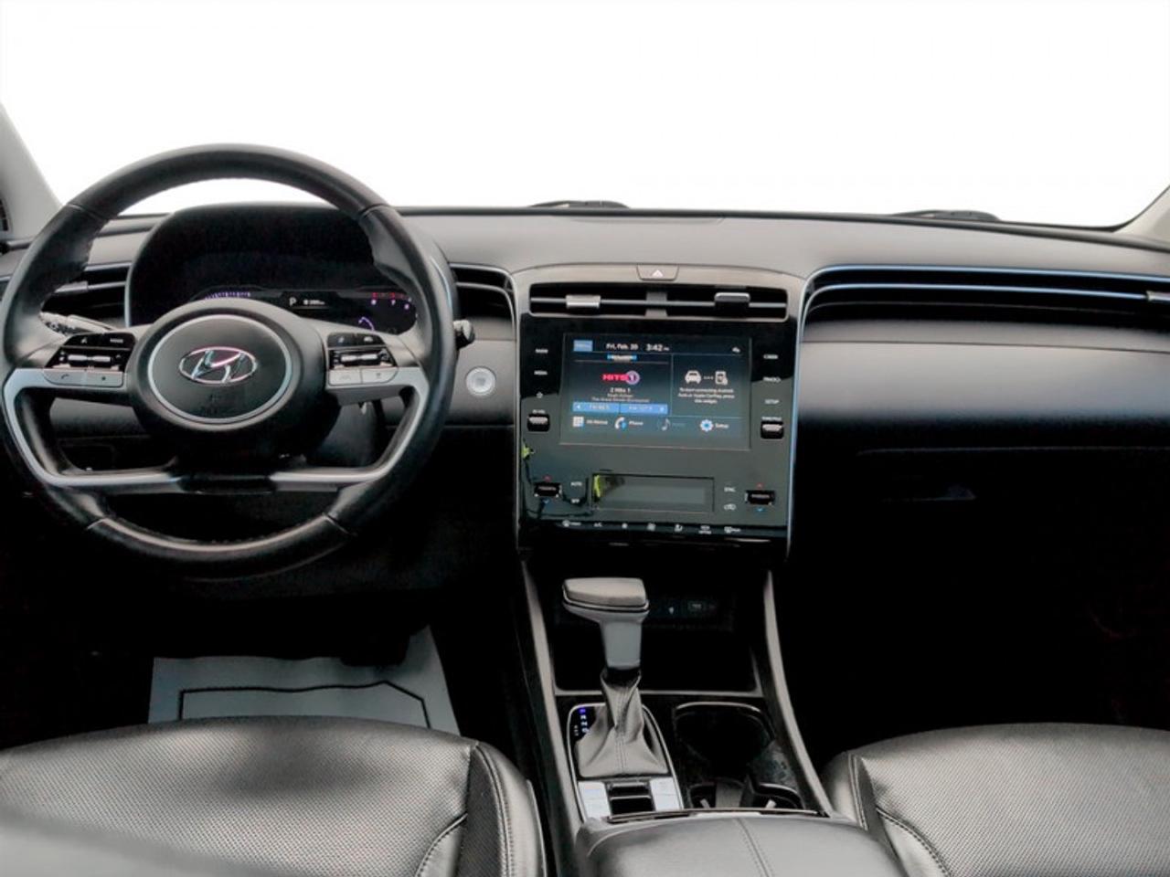 2022 Hyundai Tucson Preferred w/Trend Pkg  **PANO ROOF** Photo