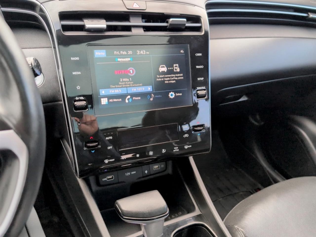 2022 Hyundai Tucson Preferred w/Trend Pkg  **PANO ROOF** Photo