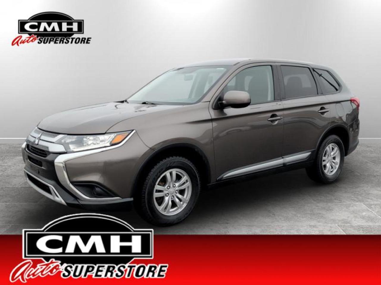 2019 Mitsubishi Outlander ES Photo0