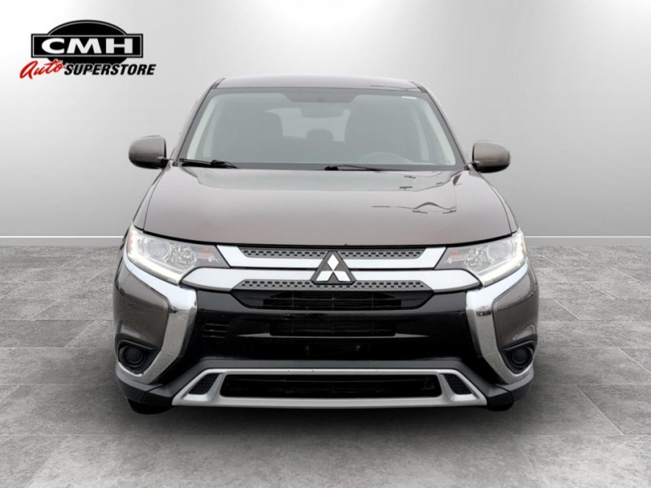 2019 Mitsubishi Outlander ES  **HTD SEATS - REAR CAM** Photo