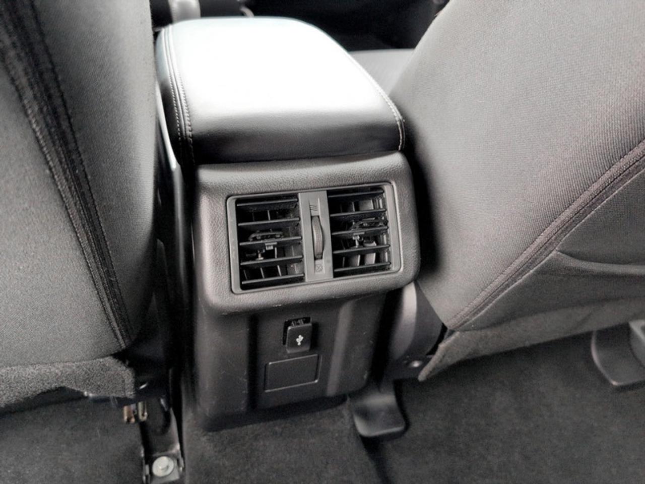 2019 Mitsubishi Outlander ES  **HTD SEATS - REAR CAM** Photo