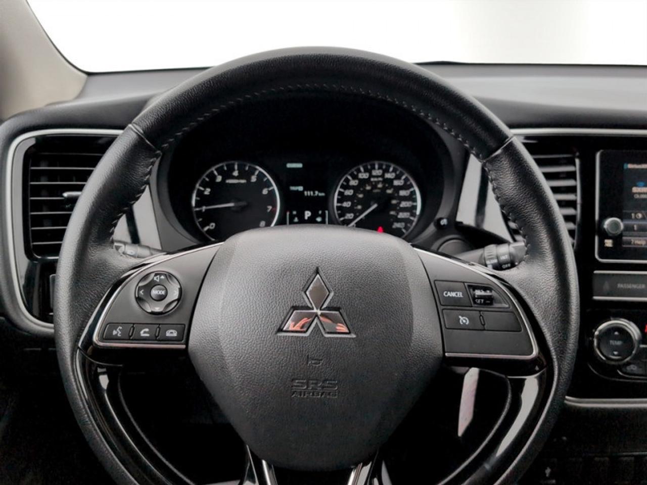 2019 Mitsubishi Outlander ES  **HTD SEATS - REAR CAM** Photo