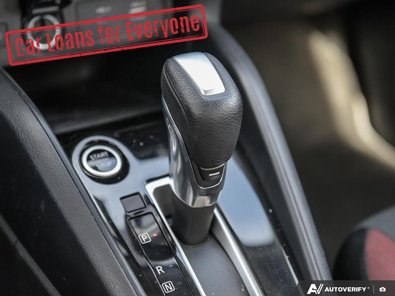 2024 Nissan Versa SR Photo