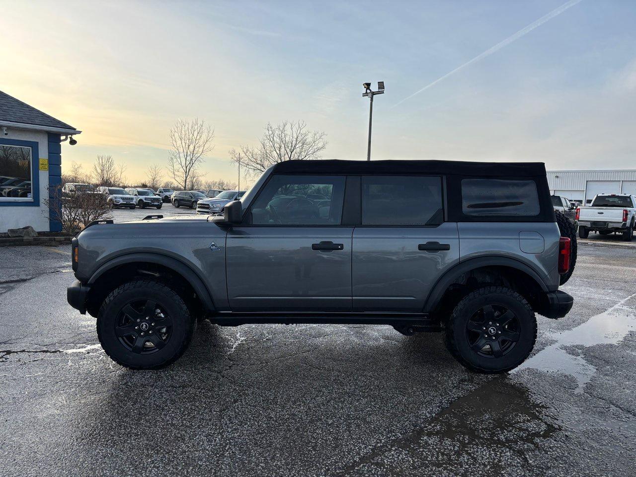 2022 Ford Bronco Big Bend Photo