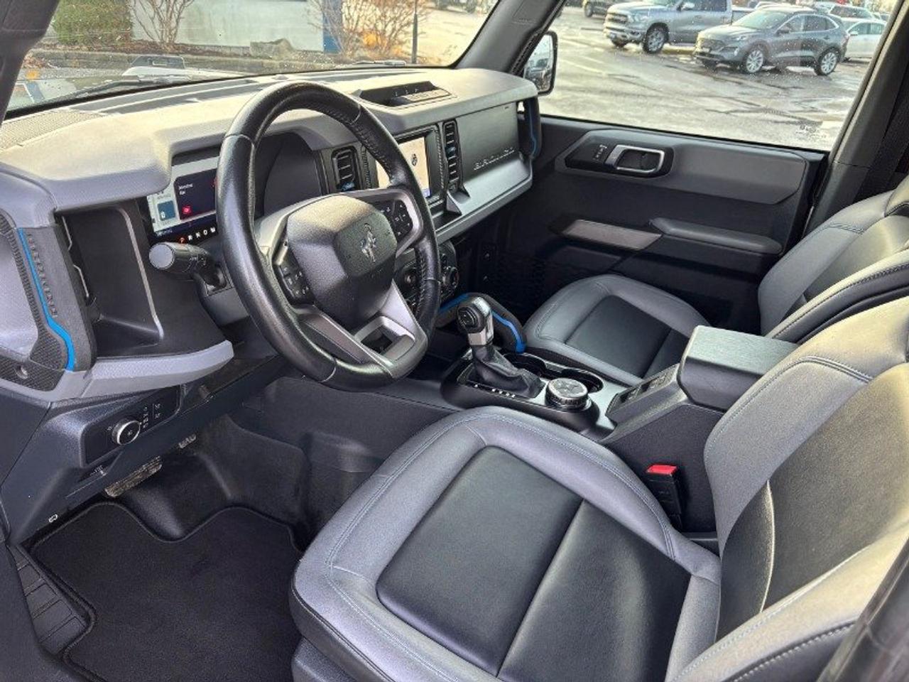 2022 Ford Bronco Black Diamond Photo