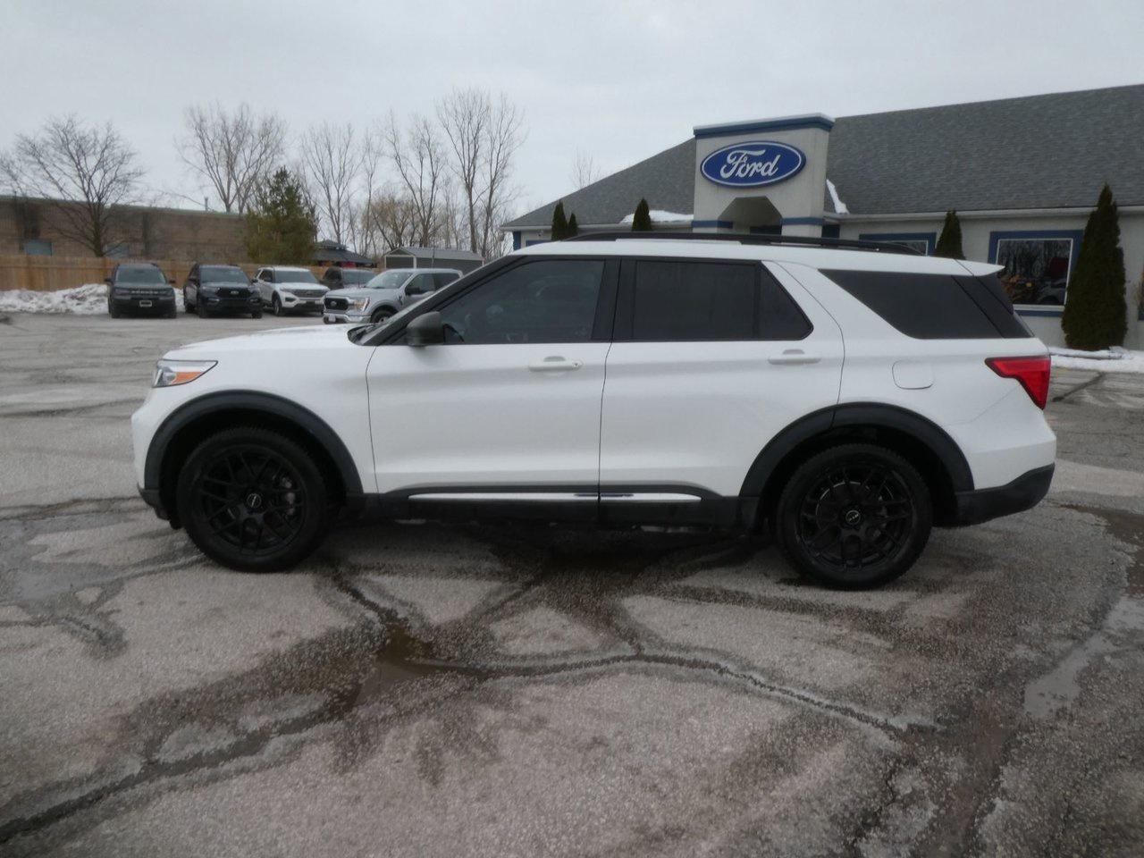 2020 Ford Explorer XLT Photo