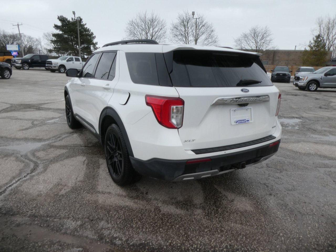 2020 Ford Explorer XLT Photo