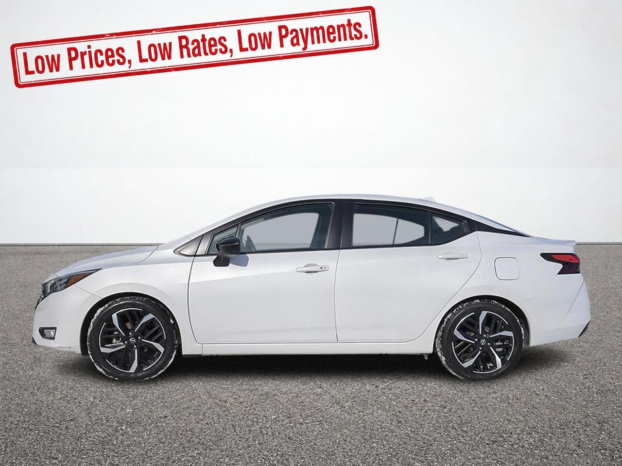 2024 Nissan Versa SR
