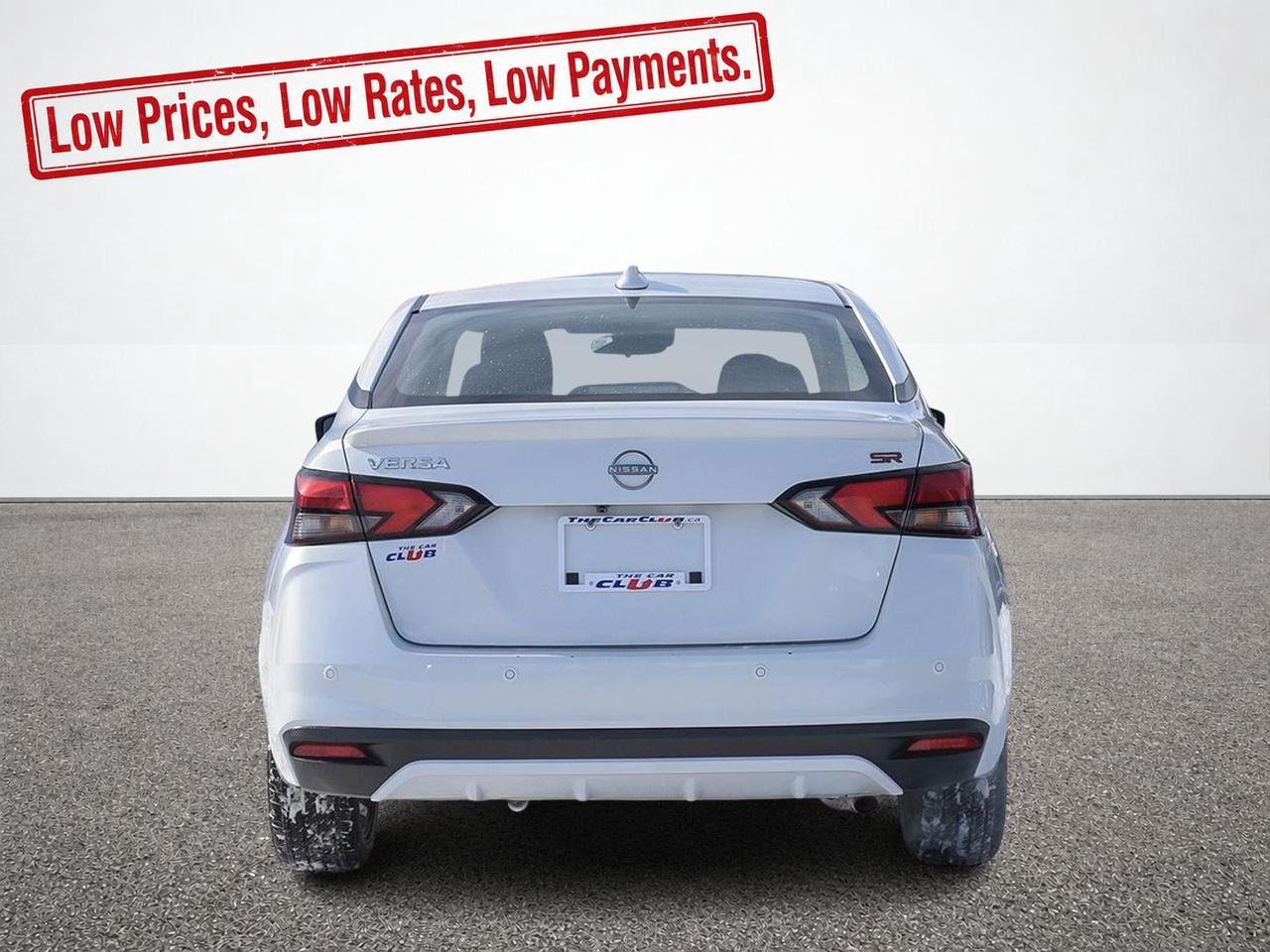 2024 Nissan Versa SR
