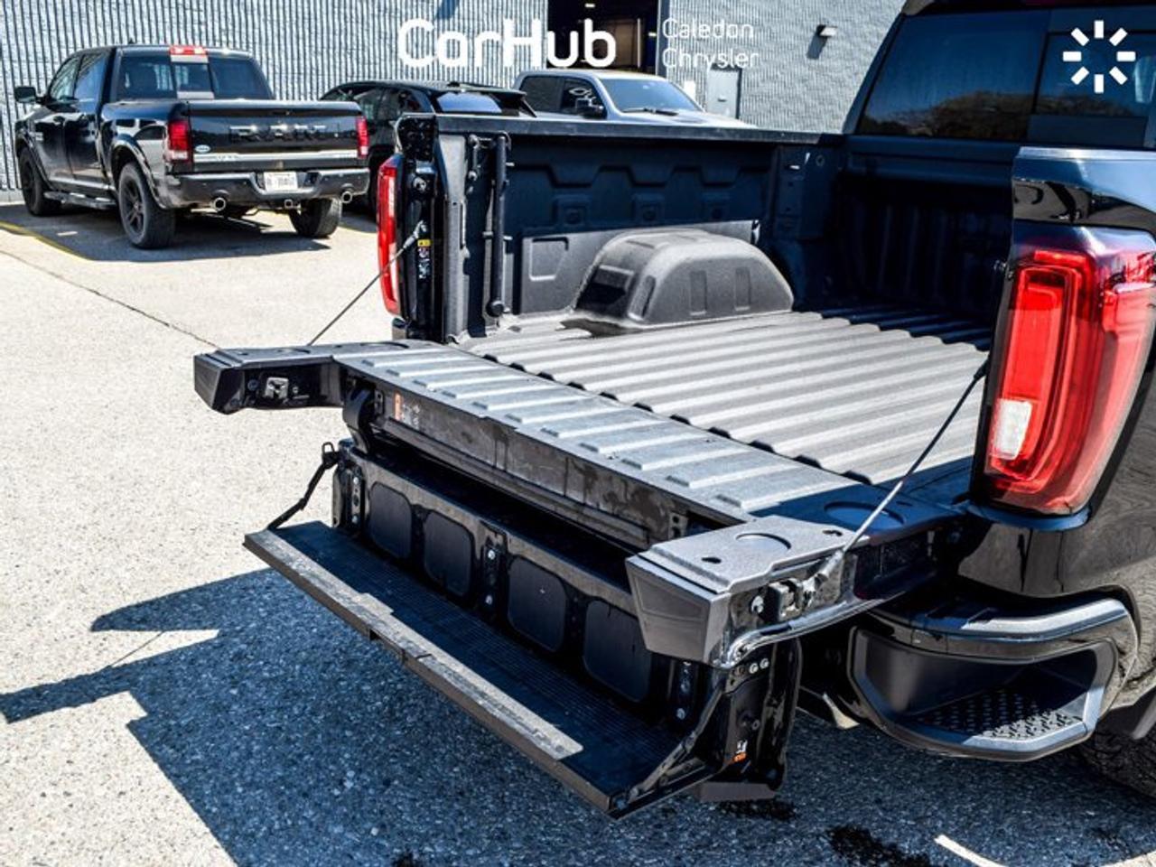 2024 GMC Sierra 1500 Denali4WD Crew Cab 147" 6.2L Leather 5 passengers with captain chair Multi Pro TailGate Photo