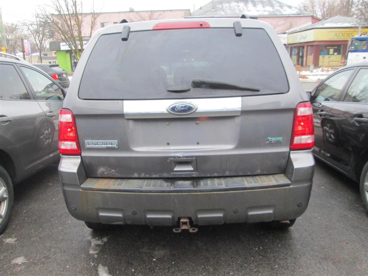 2012 Ford Escape LIMITED 4WD Photo