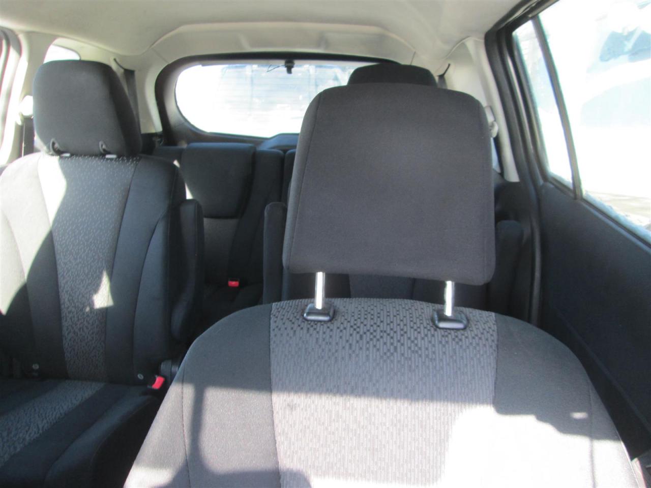 2012 Mazda MAZDA5 Touring Photo