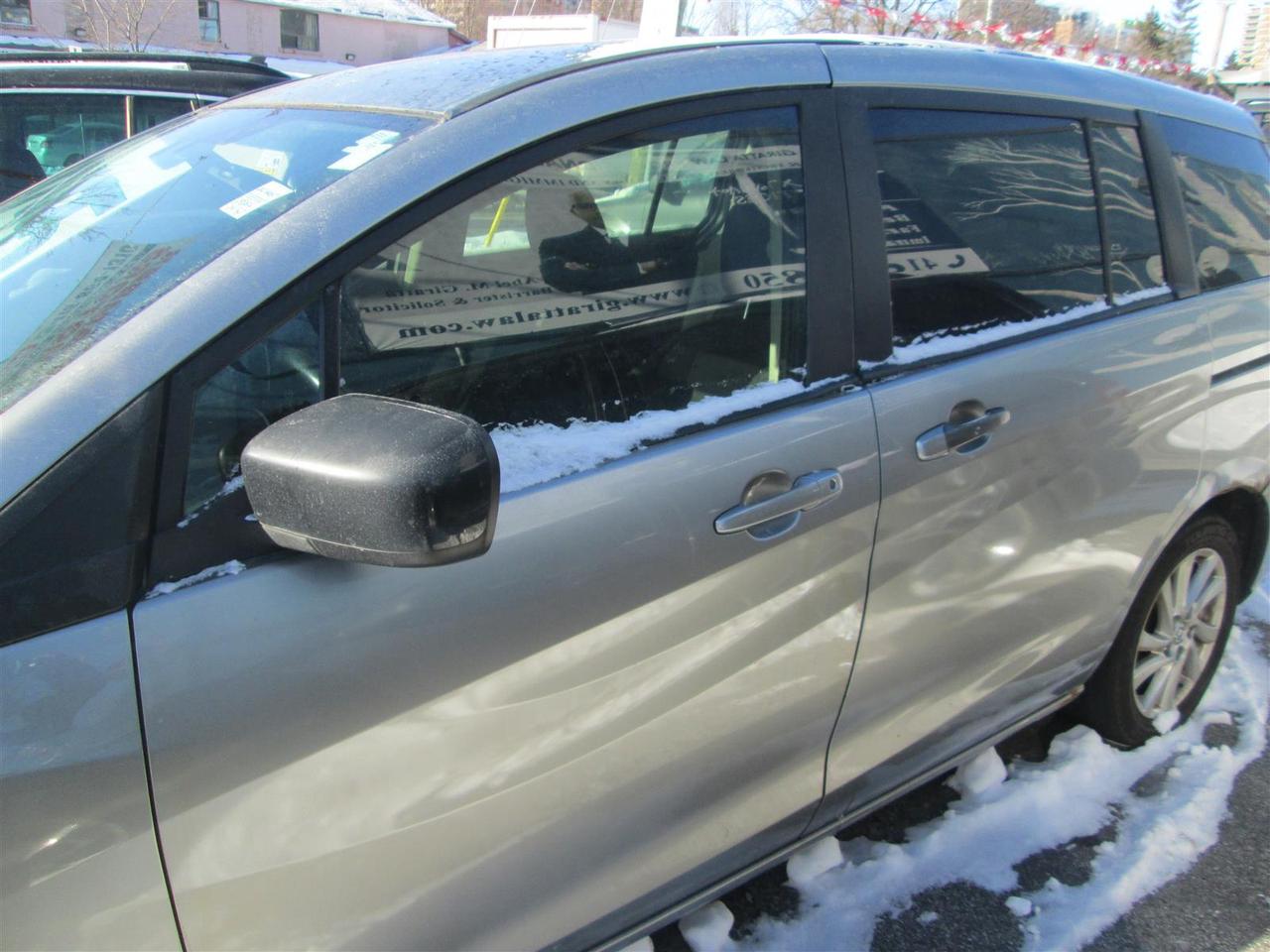 2012 Mazda MAZDA5 Touring Photo