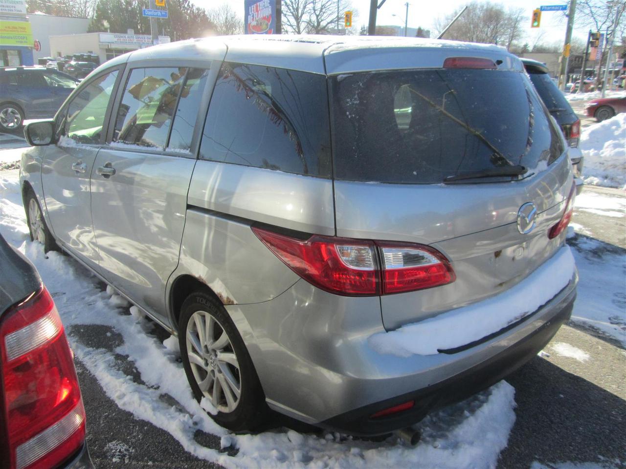 2012 Mazda MAZDA5 Touring Photo