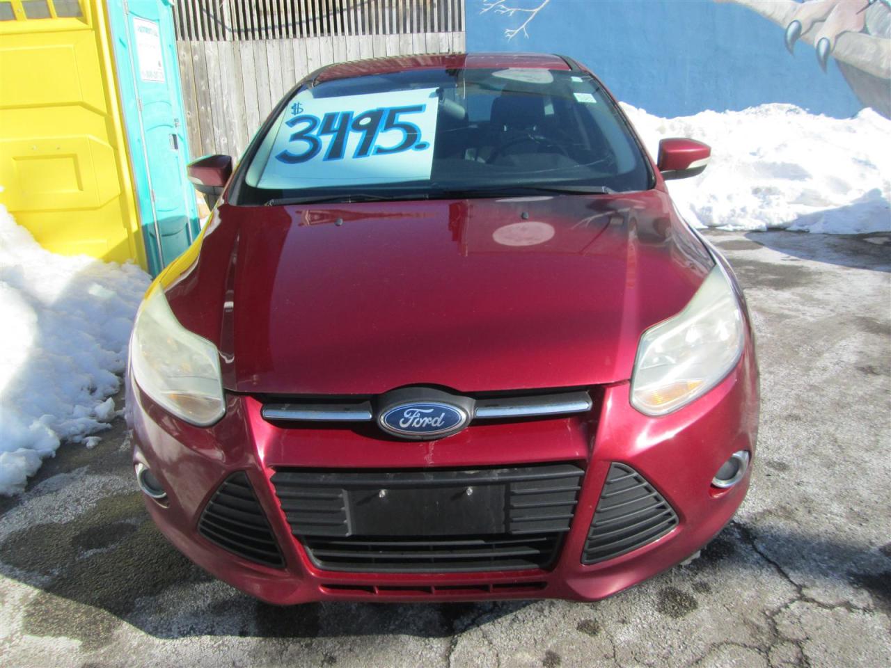 2014 Ford Focus SE Hatch Photo
