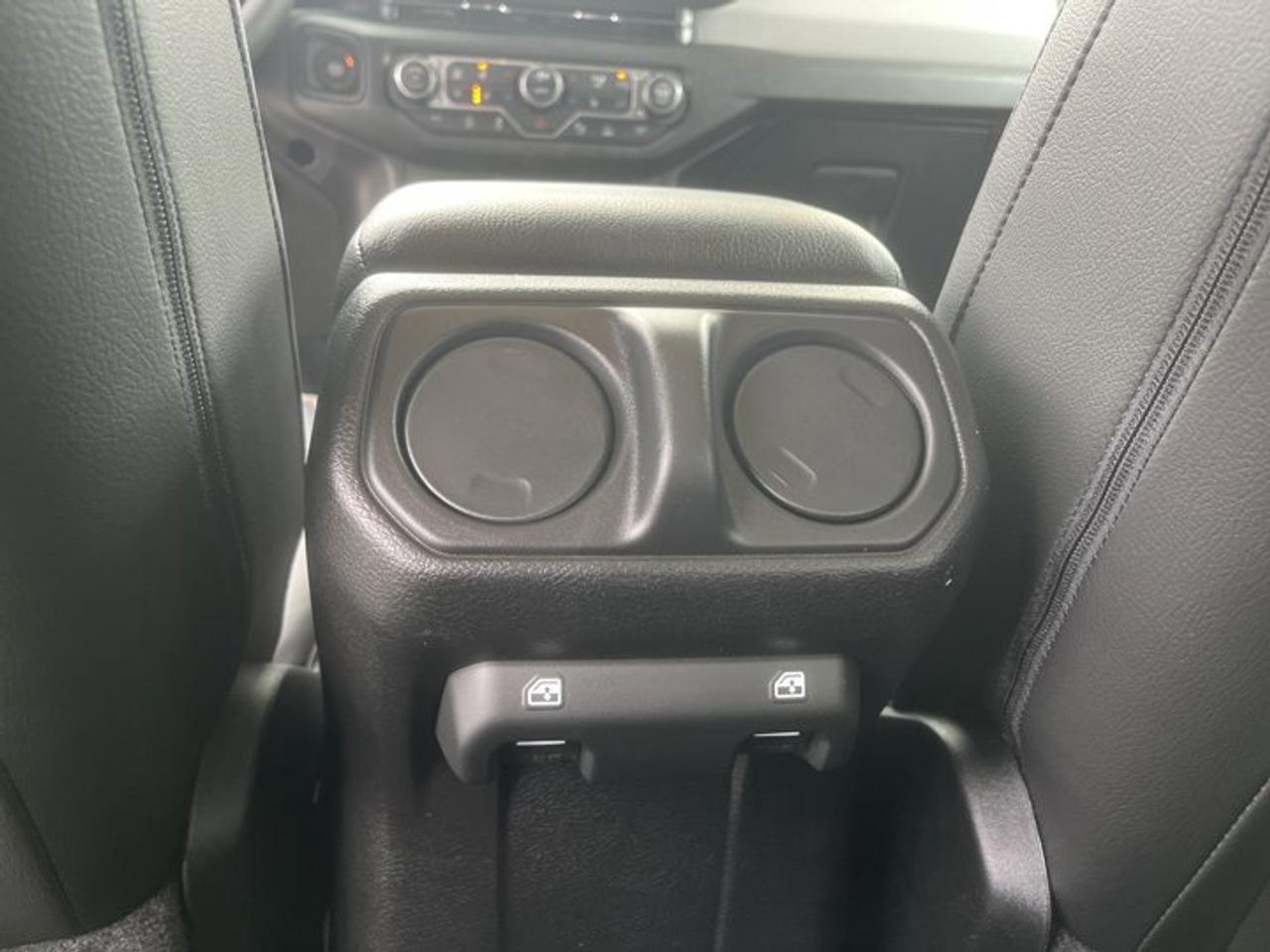 13592606