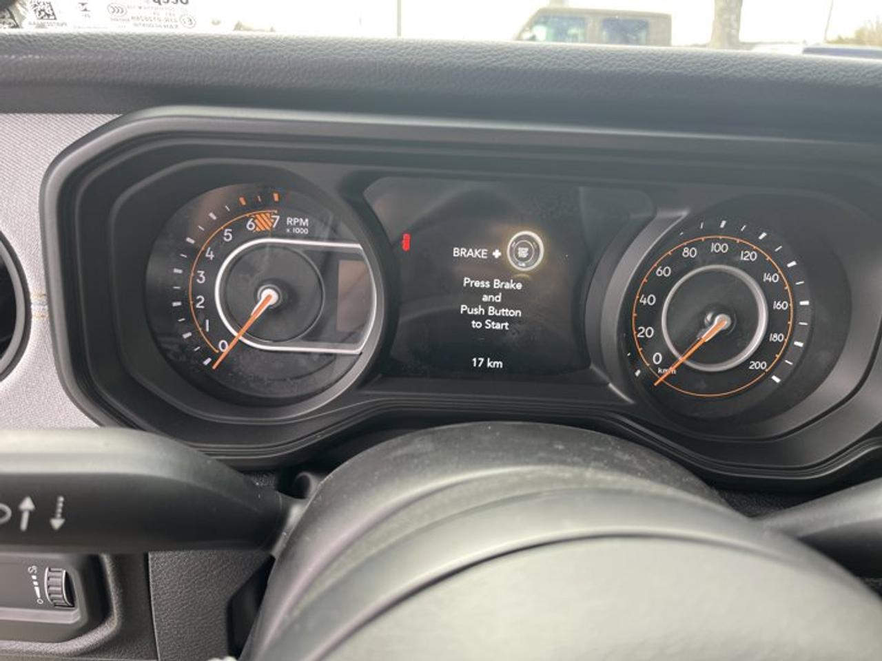 13592618