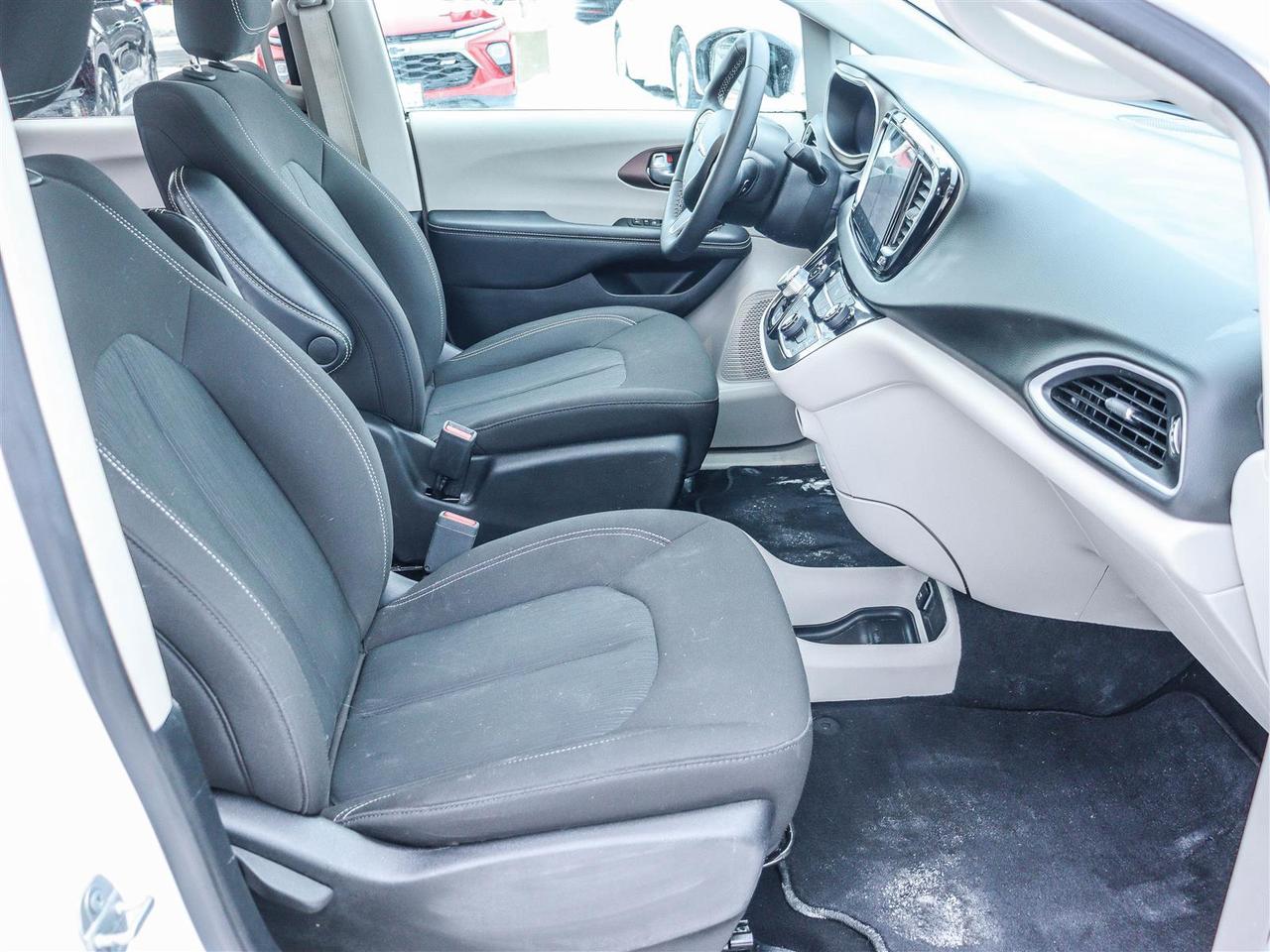 2024 Chrysler Grand Caravan  Photo