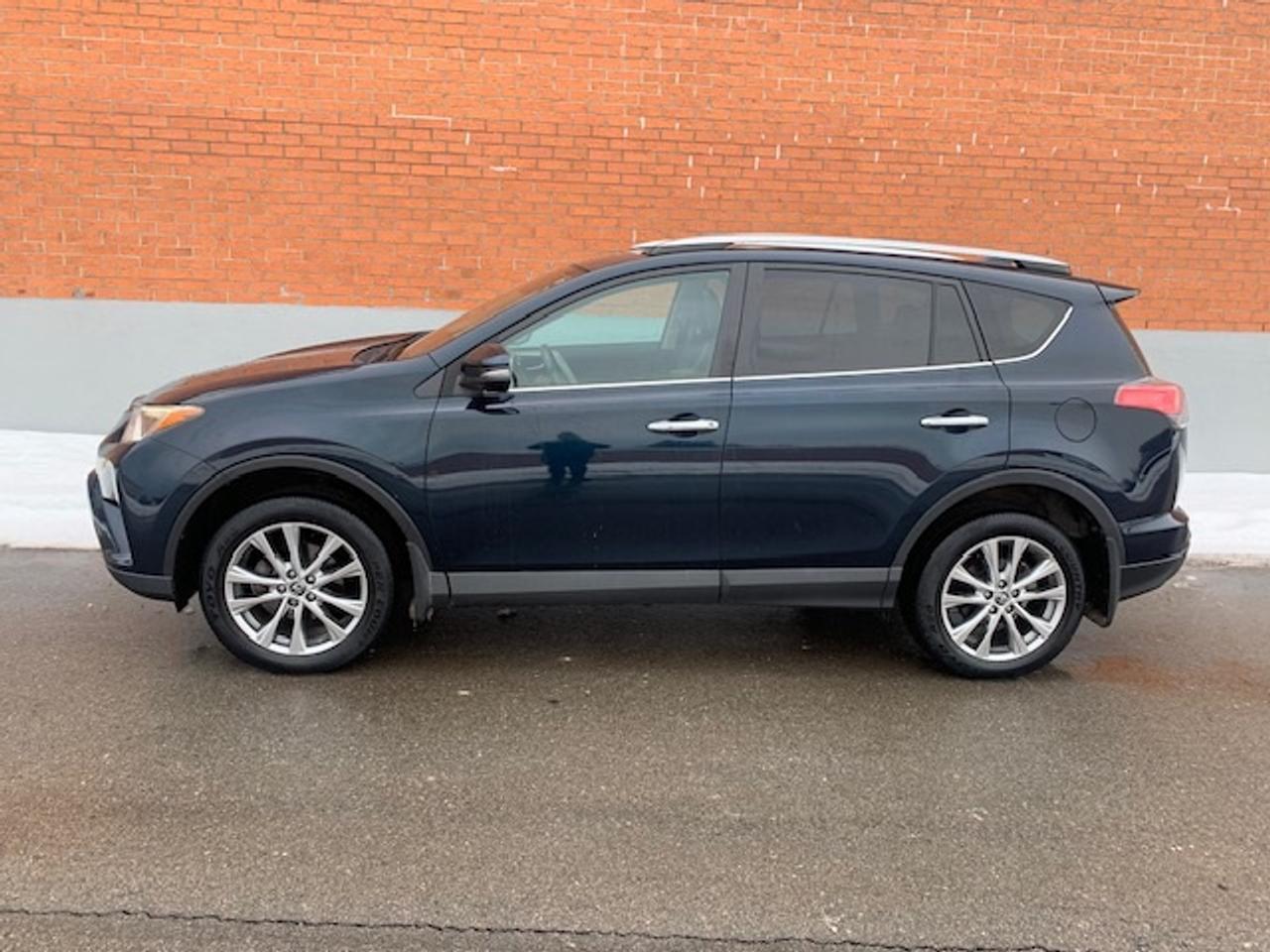 2018 Toyota RAV4 LIMITED AWD Photo