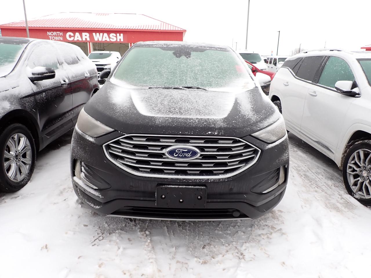 2024 Ford Edge Titanium AWD Photo
