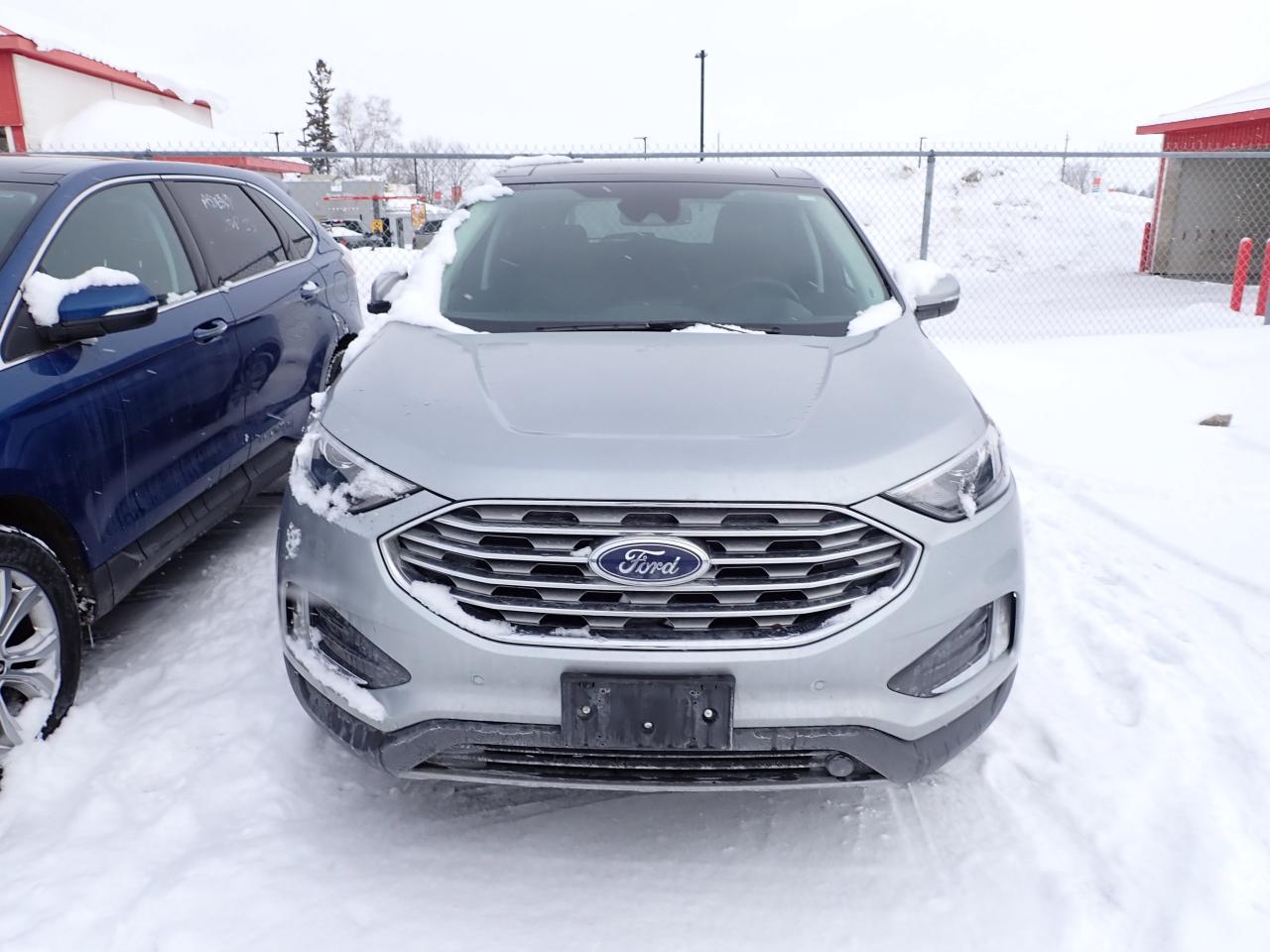 2024 Ford Edge Titanium AWD Photo