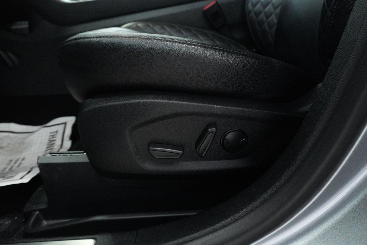 2024 Ford Edge Titanium AWD Photo