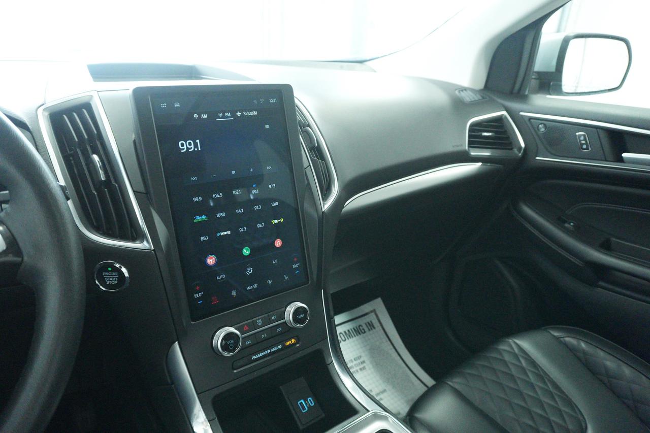 2024 Ford Edge Titanium AWD Photo