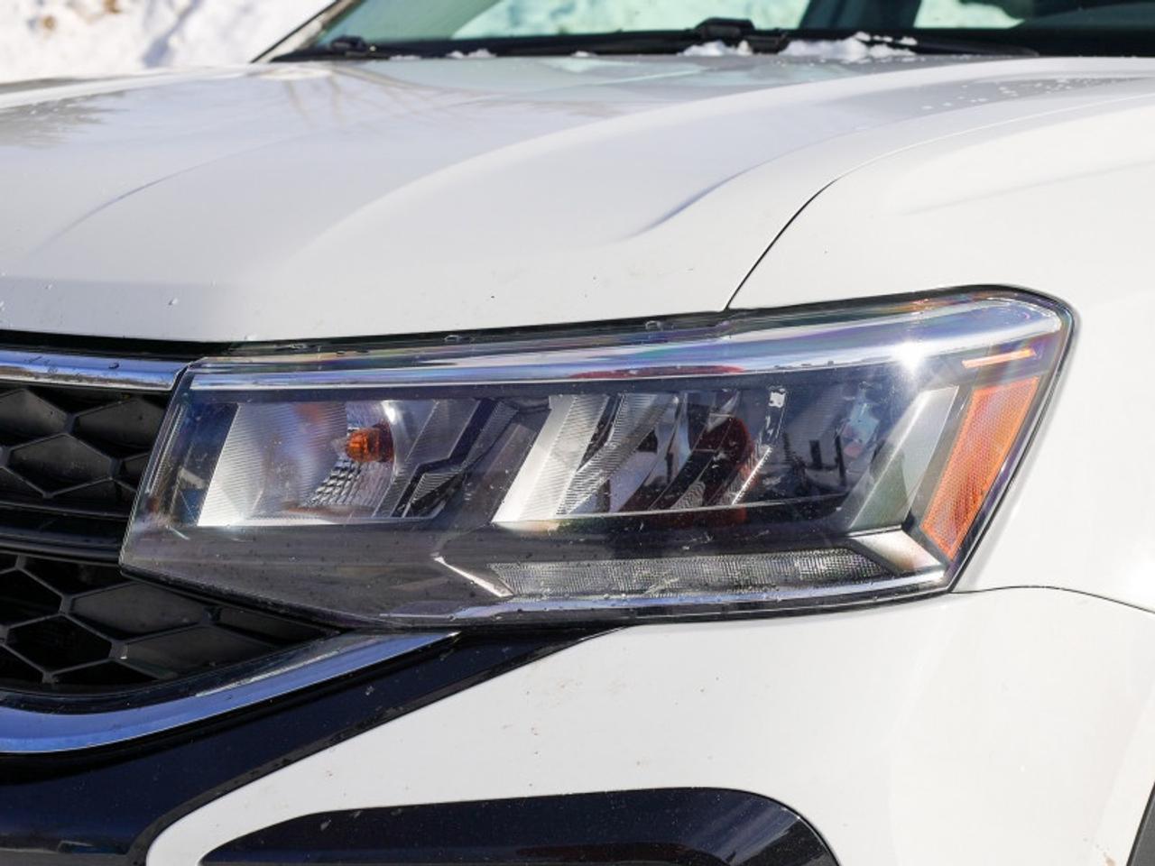 2022 Volkswagen Taos Trendline 4Motion Photo