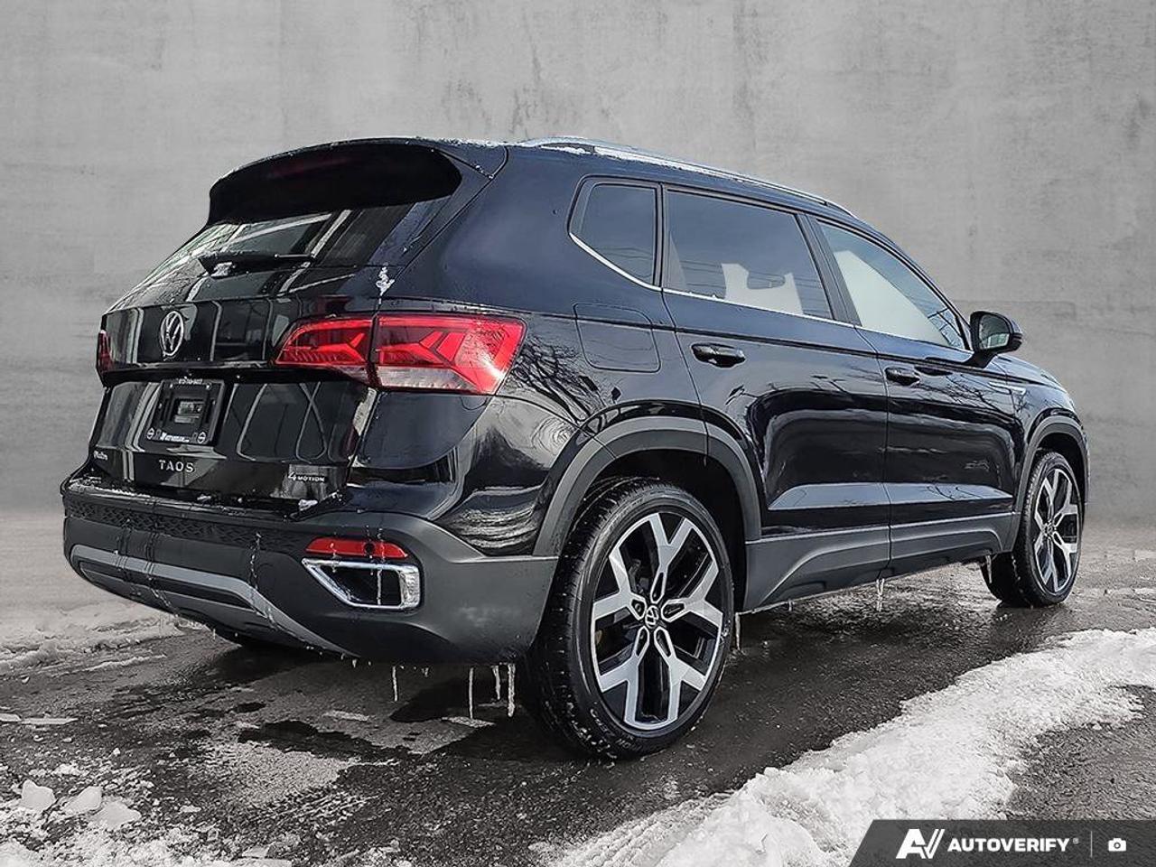 2023 Volkswagen Taos Highline | 4MOTION | Apple Car Play | Android Auto | Photo