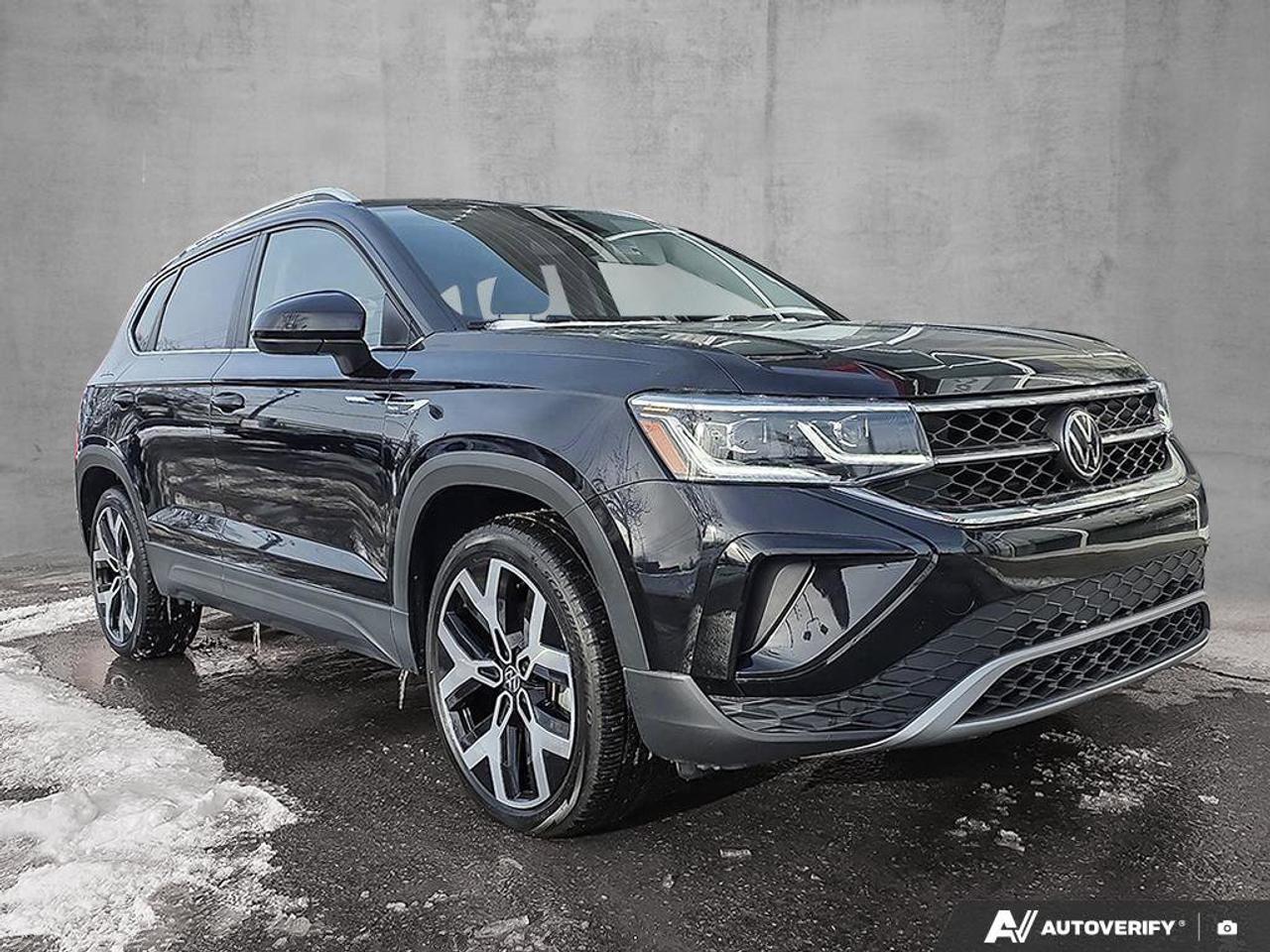 2023 Volkswagen Taos Highline | 4MOTION | Apple Car Play | Android Auto | Photo