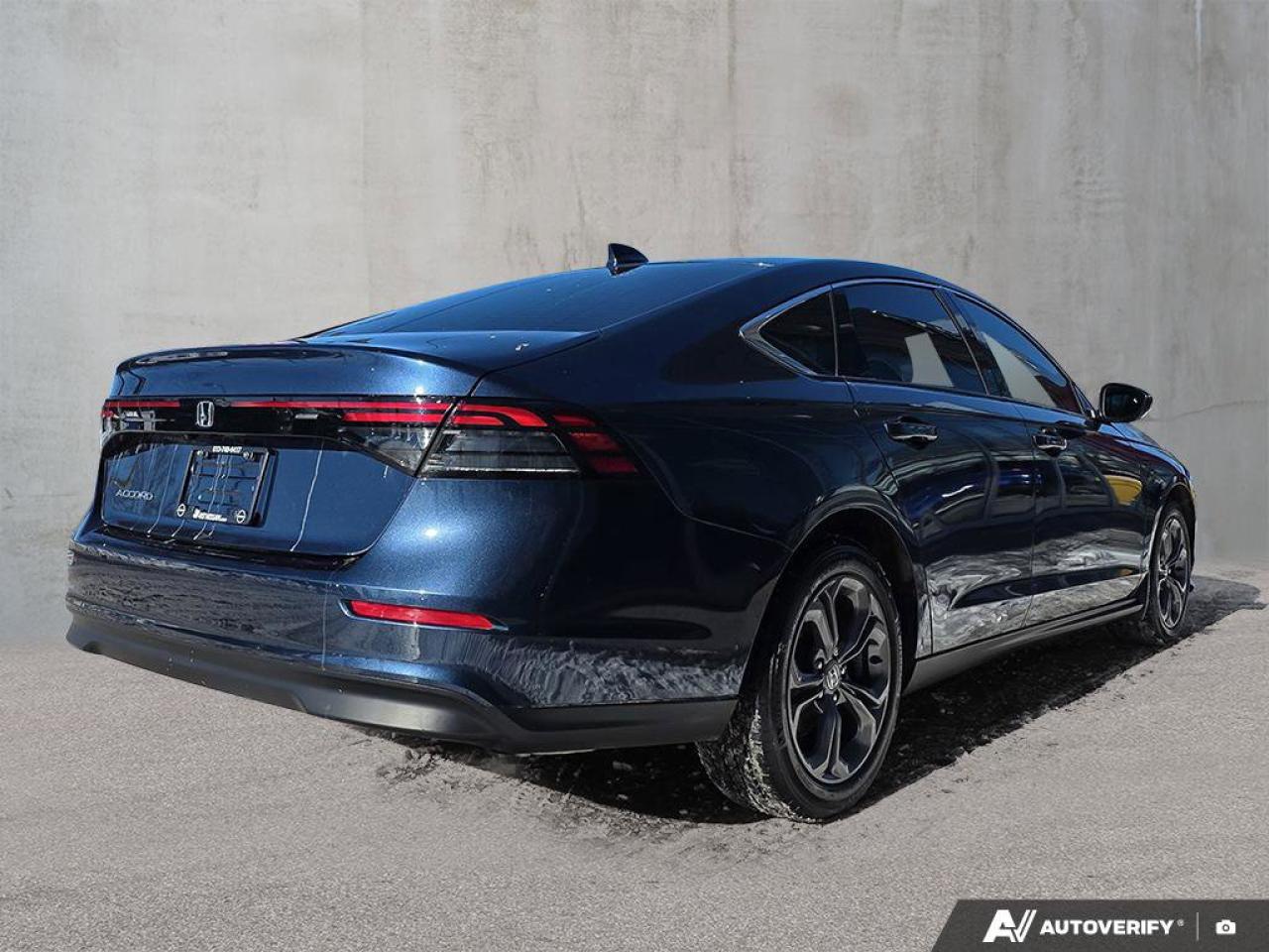 2023 Honda Accord Sedan EX Photo4