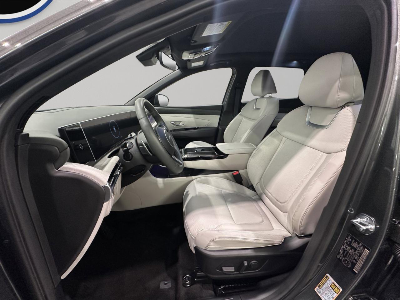 2025 Hyundai Tucson Hybrid Ultimate Photo