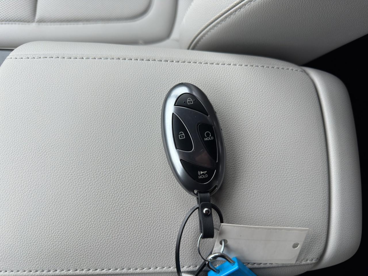 2025 Hyundai Tucson Hybrid Ultimate Photo