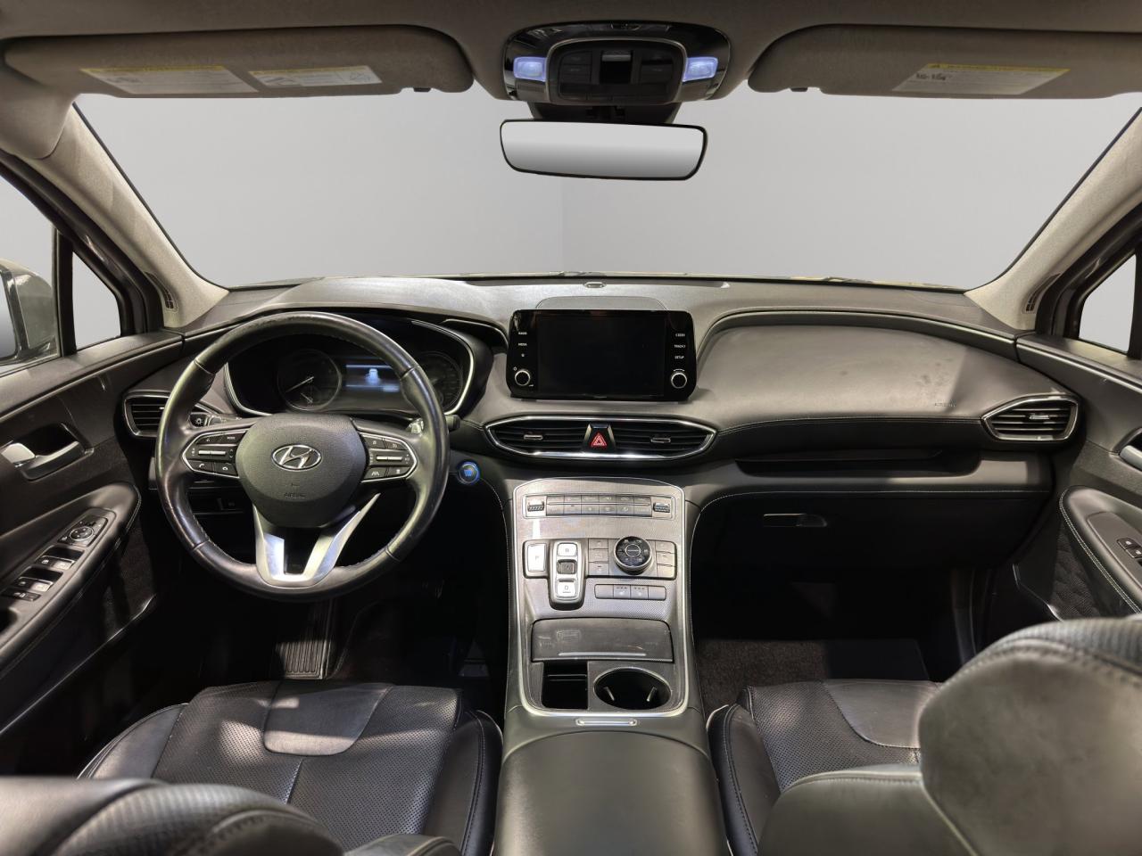 2022 Hyundai Santa Fe Preferred | Reverse Cam | Heated Seats Photo