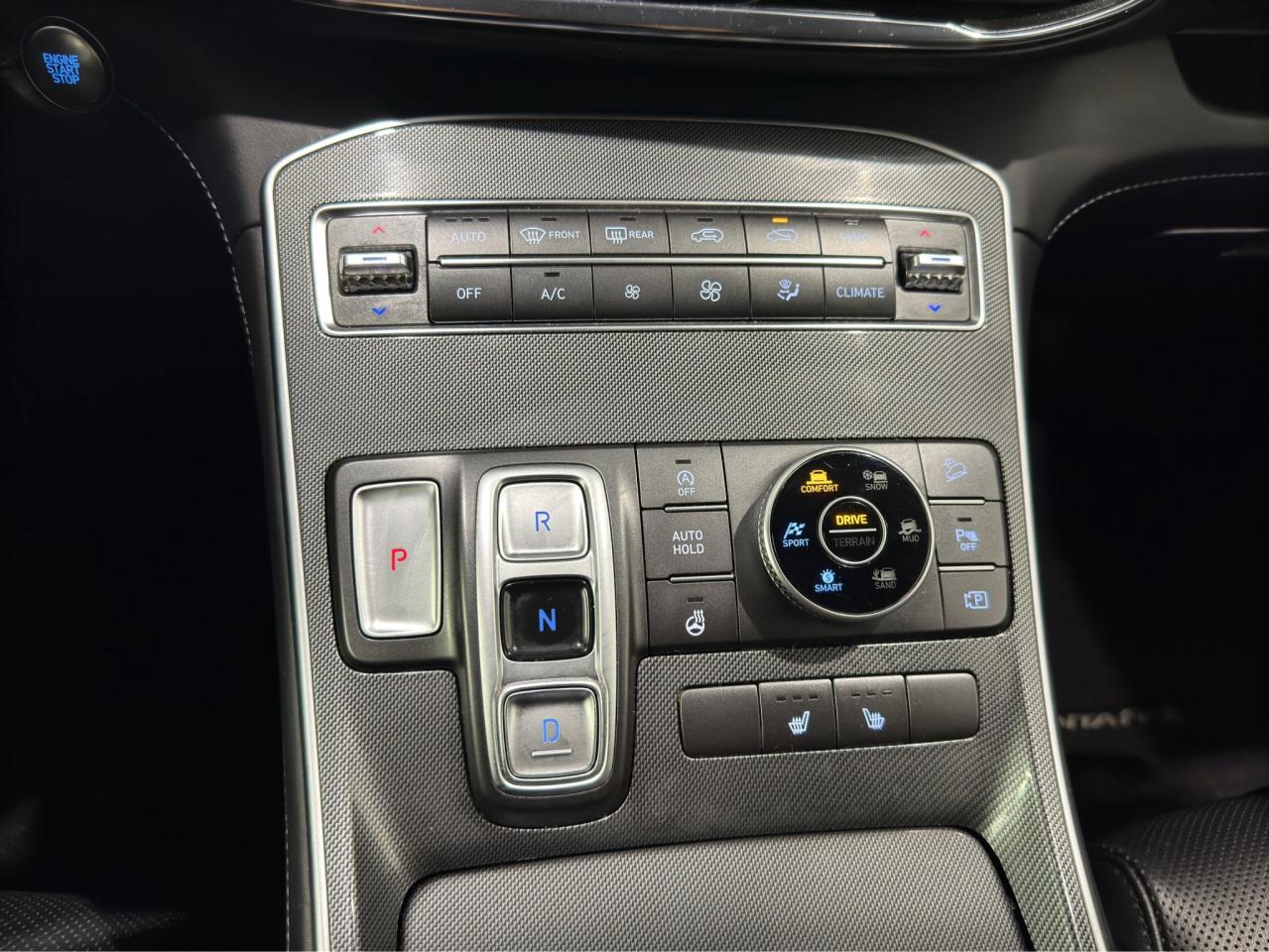 2022 Hyundai Santa Fe Preferred | Reverse Cam | Heated Seats Photo