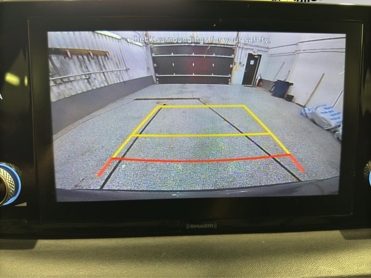 2022 Hyundai Santa Fe Preferred | Reverse Cam | Heated Seats Photo