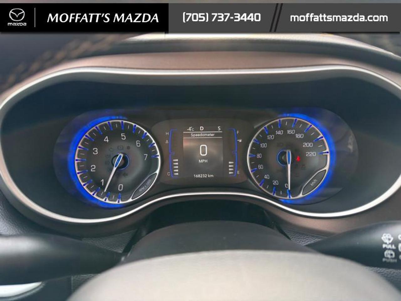 2022 Chrysler Grand Caravan SXT Photo