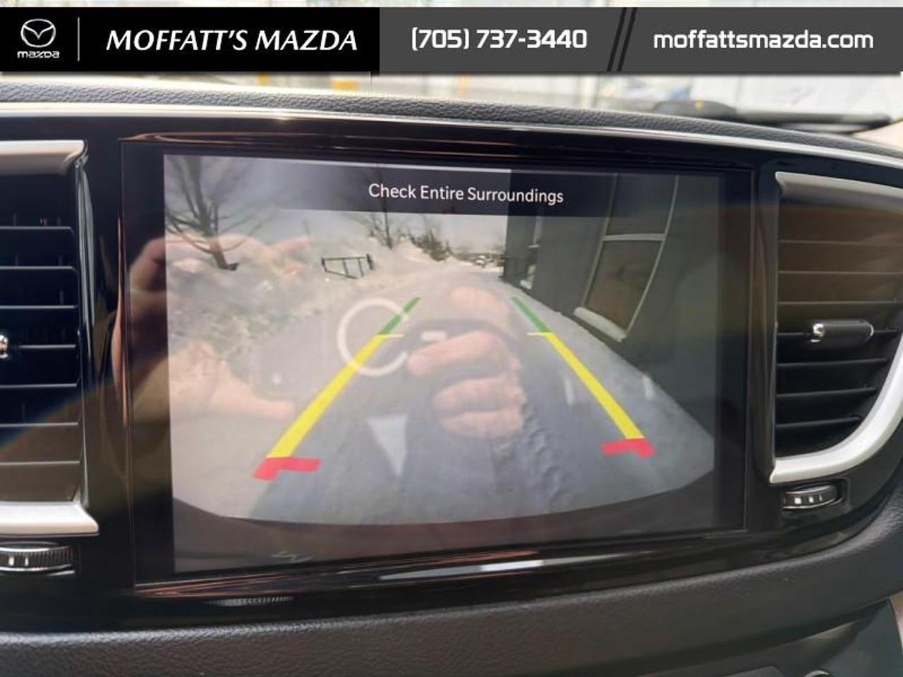 2022 Chrysler Grand Caravan SXT Photo