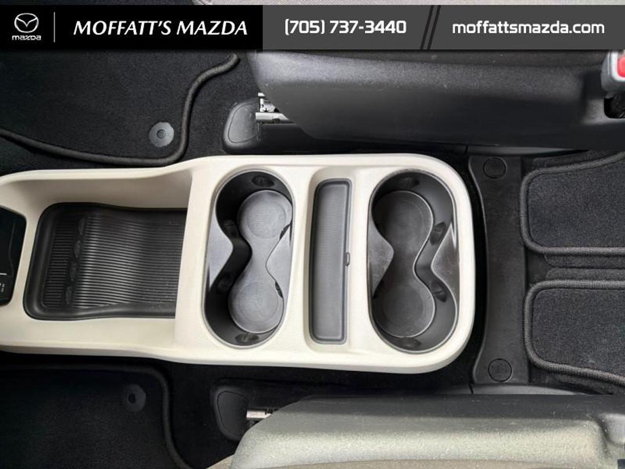 2022 Chrysler Grand Caravan SXT Photo