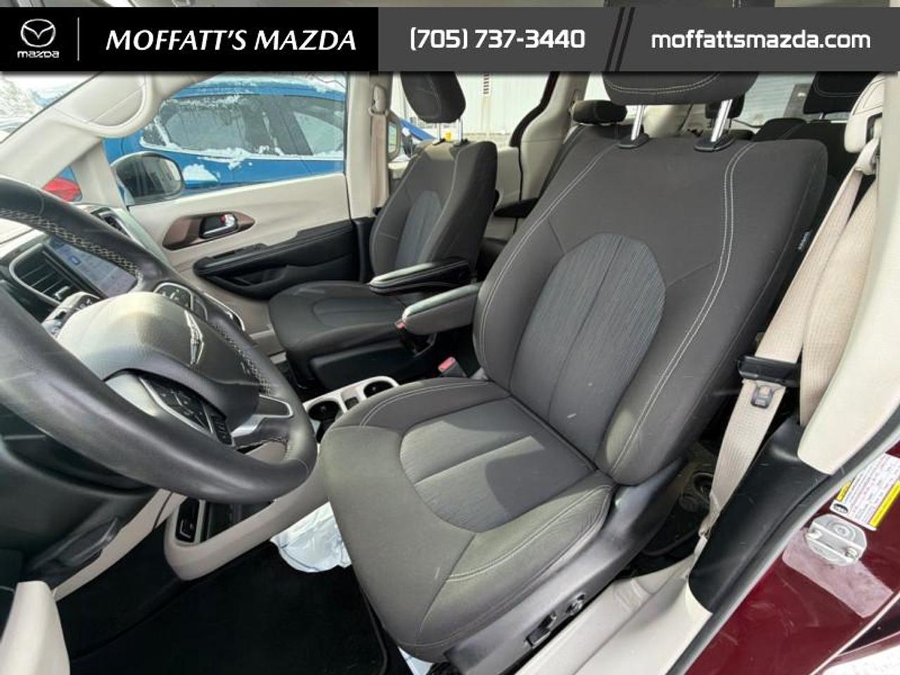 2022 Chrysler Grand Caravan SXT Photo