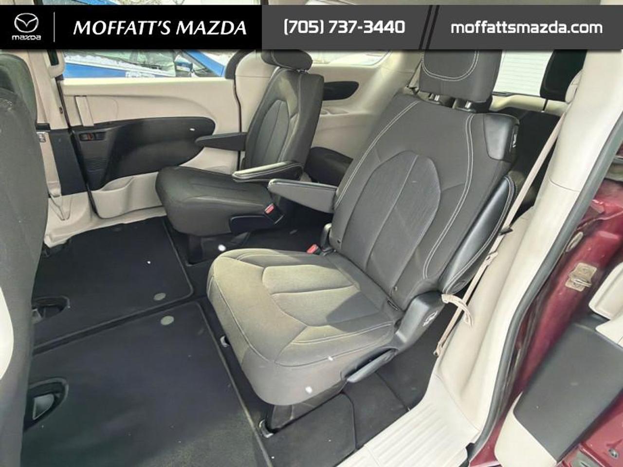 2022 Chrysler Grand Caravan SXT Photo